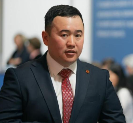 Arlan Kharov